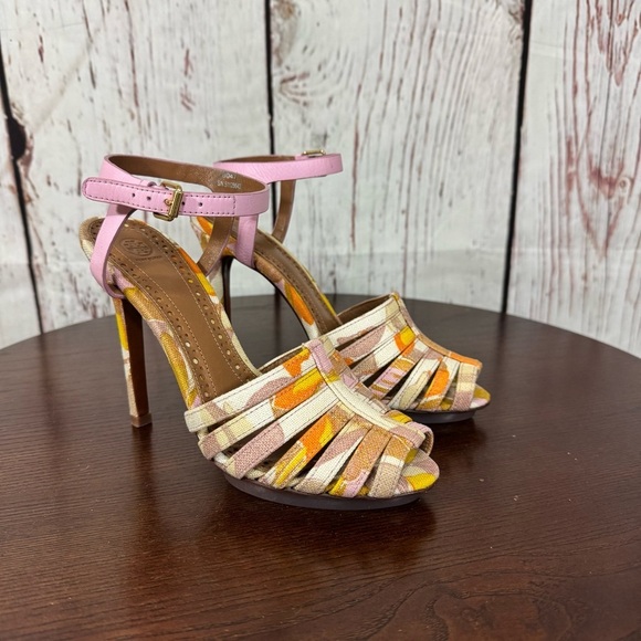 Tory Burch Muted Floral ankle strap strapoy 5”Heels size 7 Never worn - Picture 1 of 16